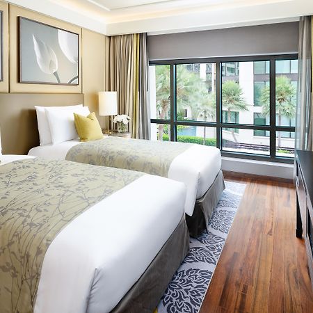 Siam Kempinski Hotel Bangkok Kültér fotó Deluxe Room