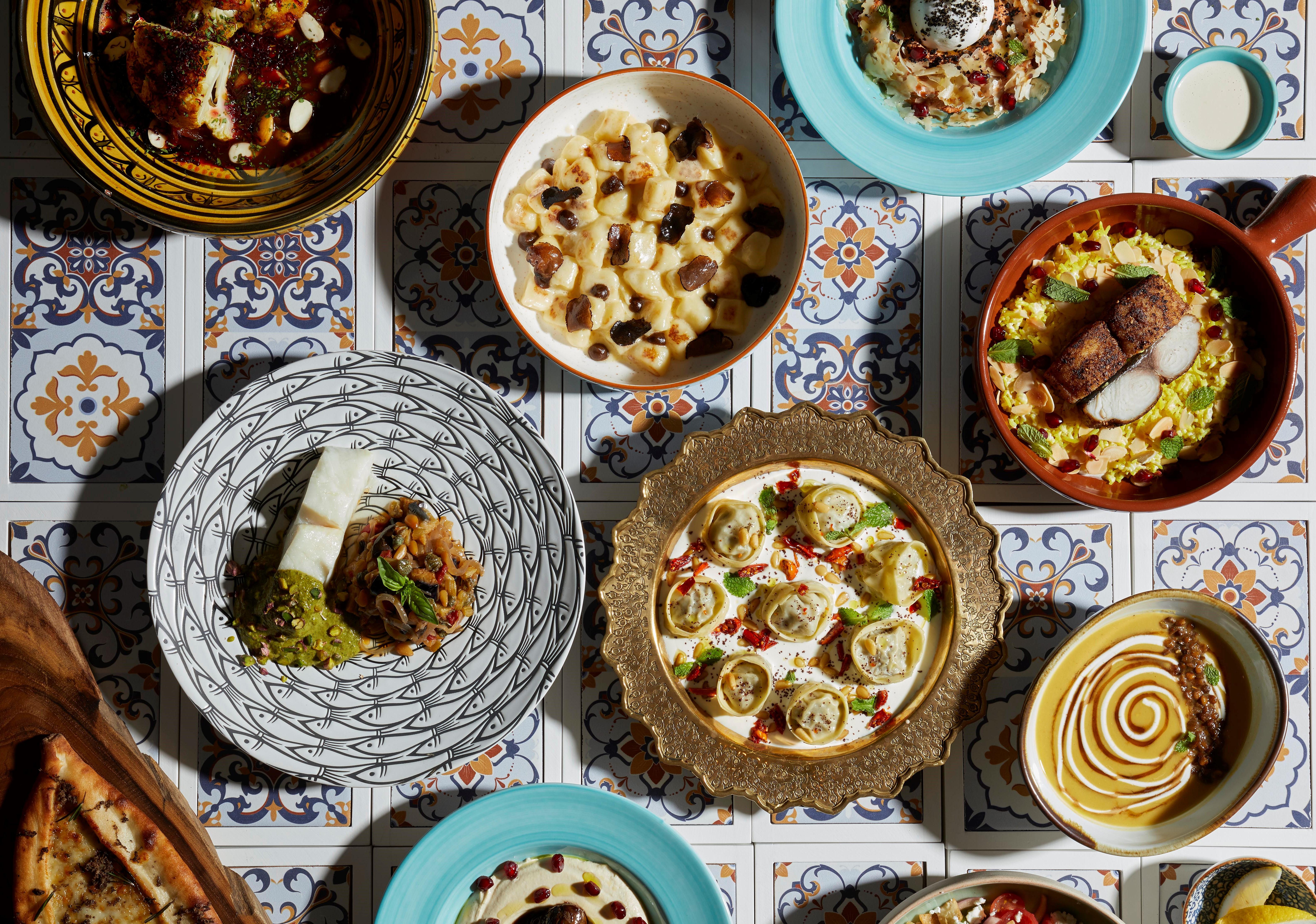 Siam Kempinski Hotel Bangkok Kültér fotó A selection of Turkish meze