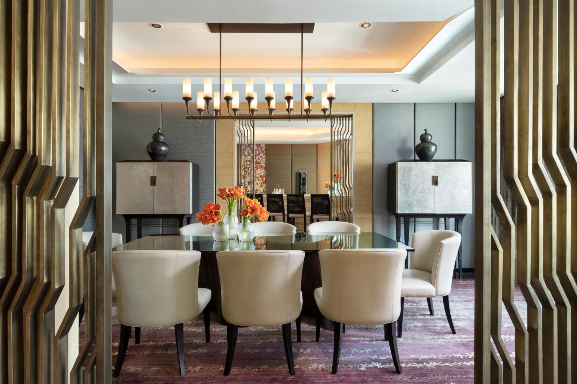 Siam Kempinski Hotel Bangkok Kültér fotó A dining room